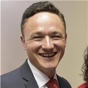 Profesor nativo de Estados Unidos da clases de conversación. Todas las edades